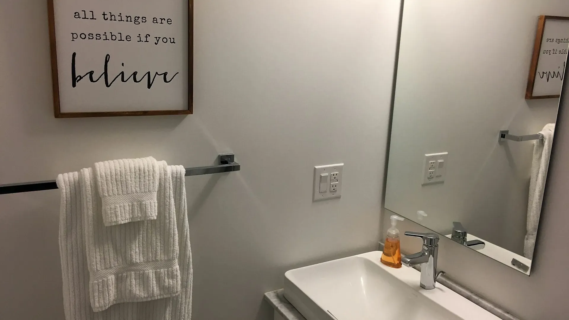 Hotel To Stays - York And Lakeshore Toronto