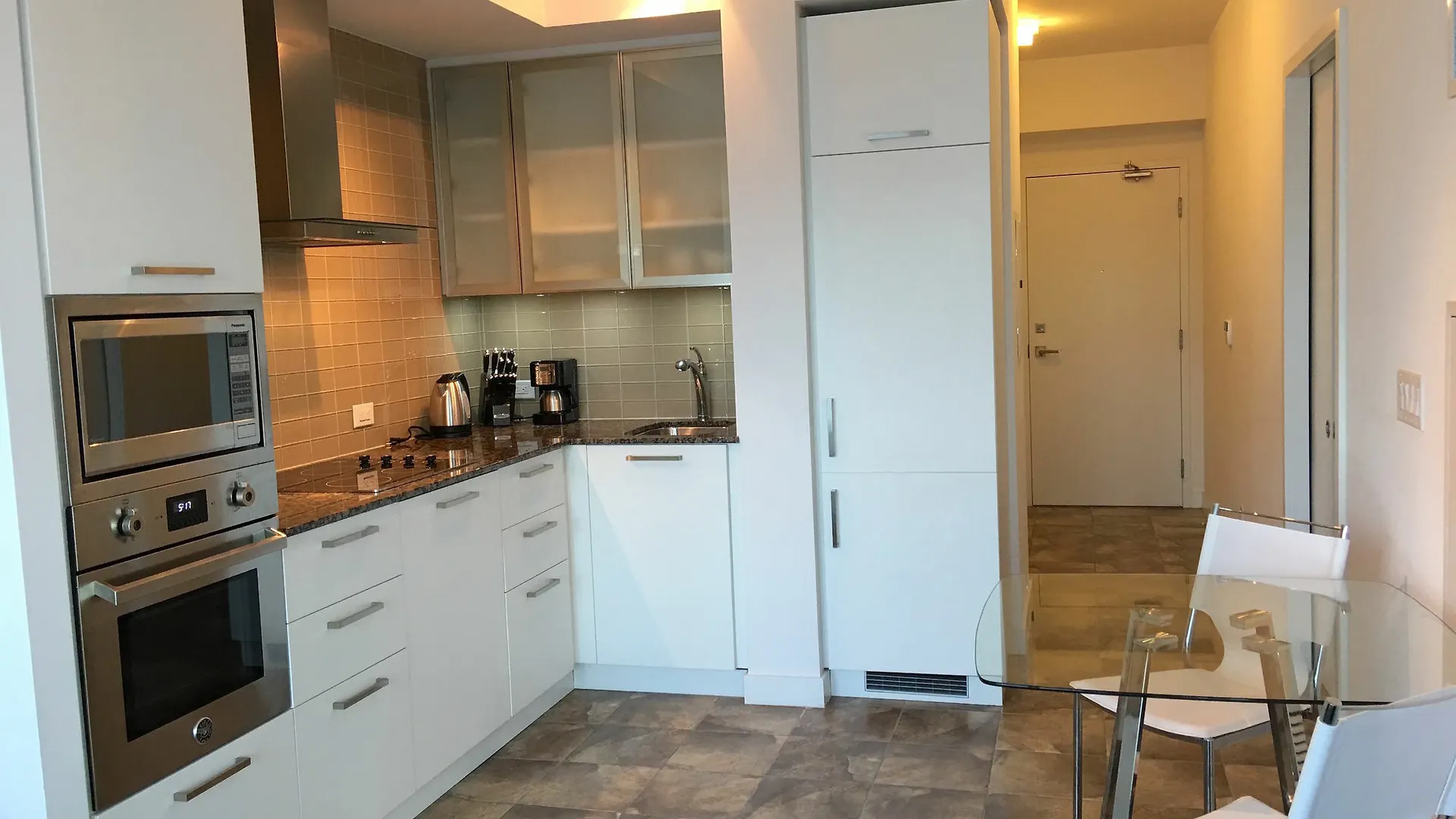 Hotel To Stays - York And Lakeshore Toronto