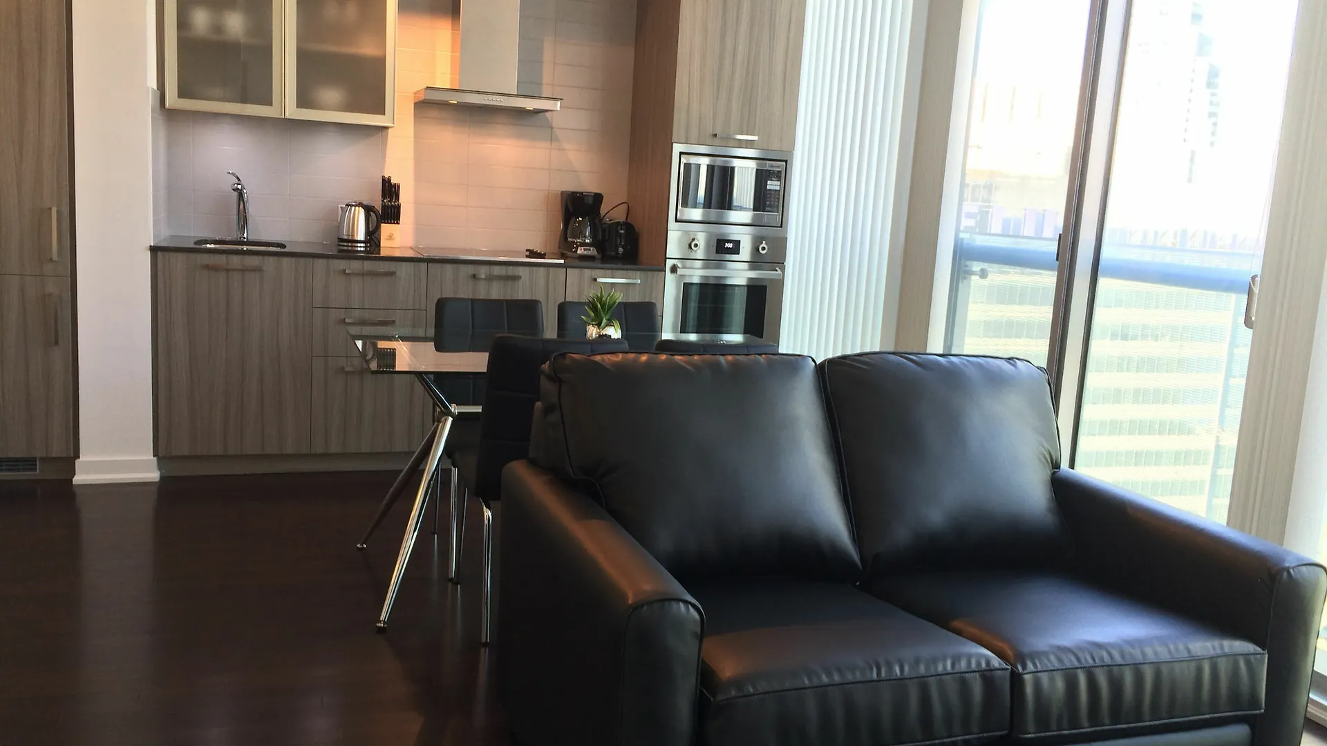 To Stays - York And Lakeshore contacts